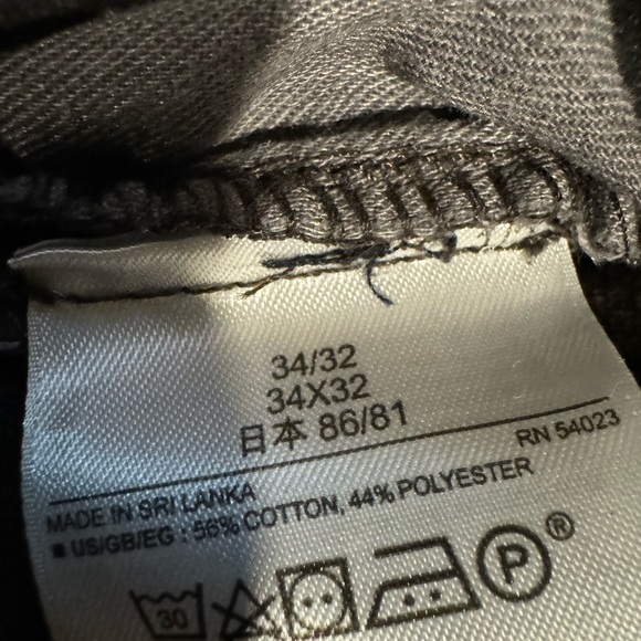 4 pairs of baggy pants - Picture 8 of 13